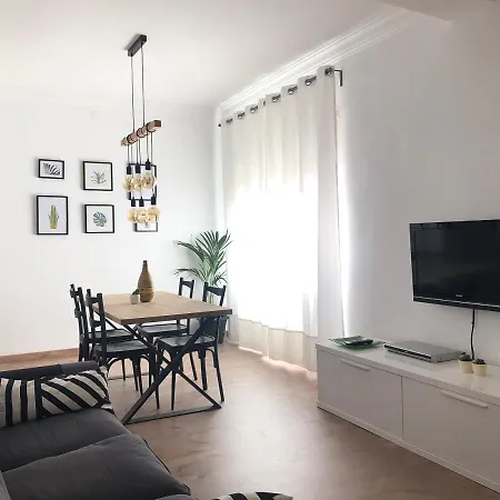 Magnolia Apartment *